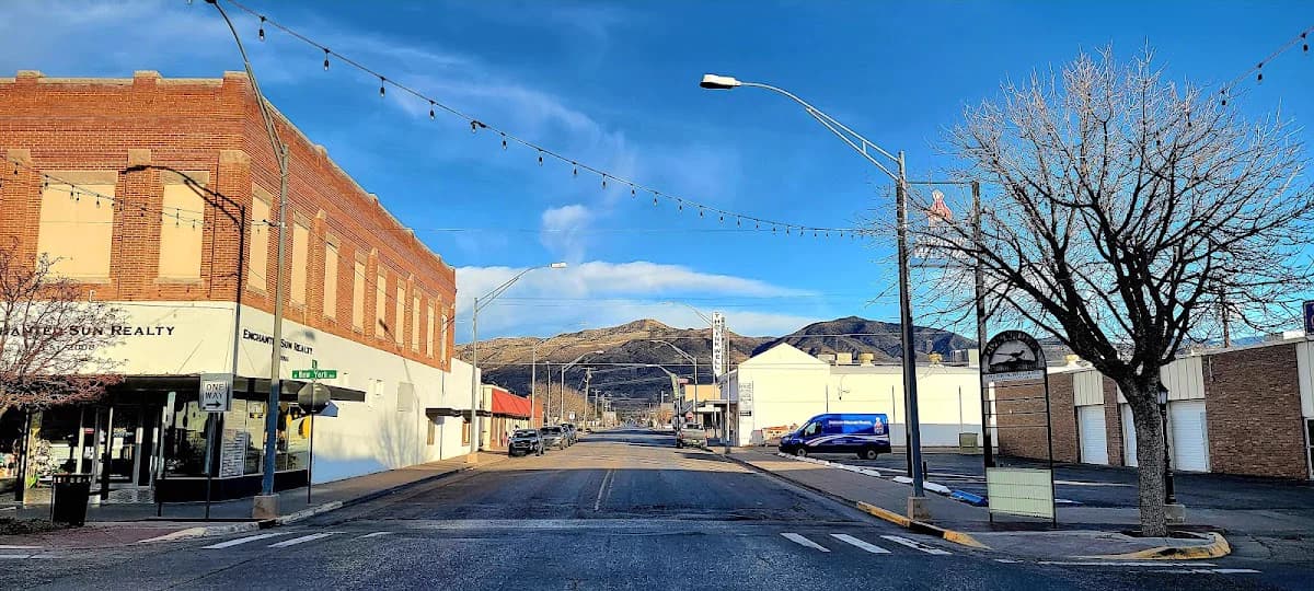 Golf cart services and dealers in Alamogordo