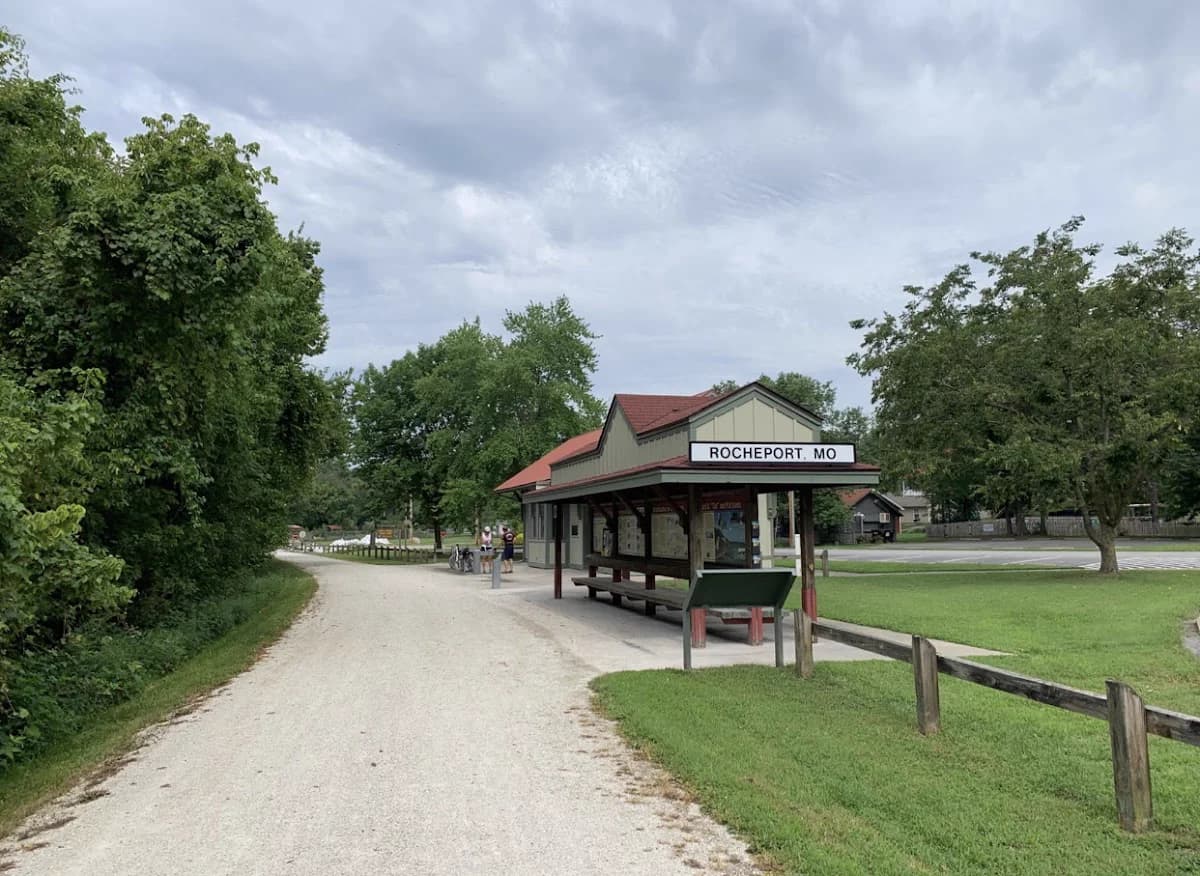 Golf cart services and dealers in Boone County