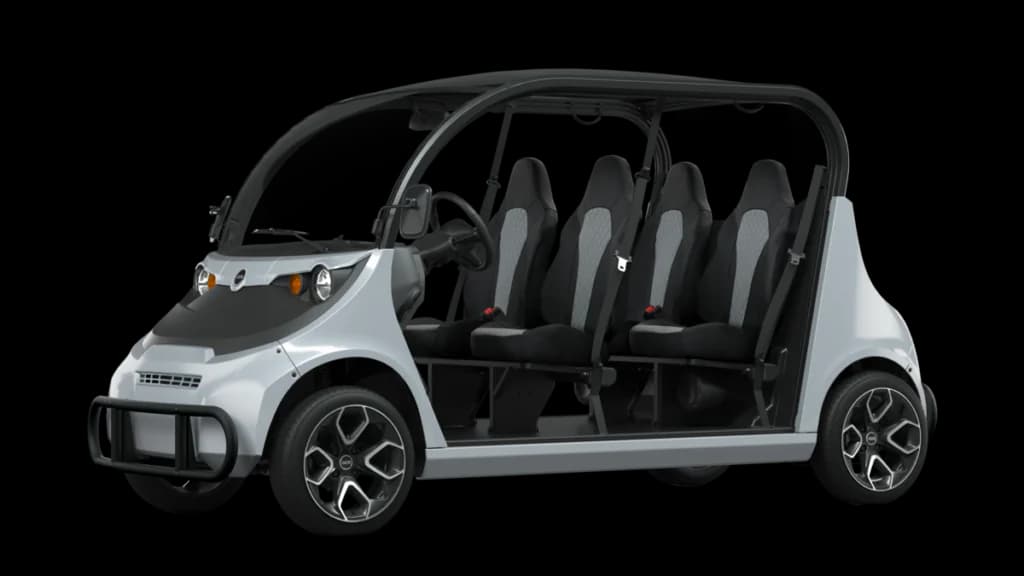 GEM e4 Golf Cart