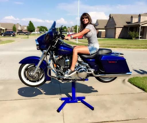 Tipton’s Hometown Custom Golf Carts