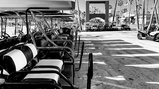 Isla beach rental & market